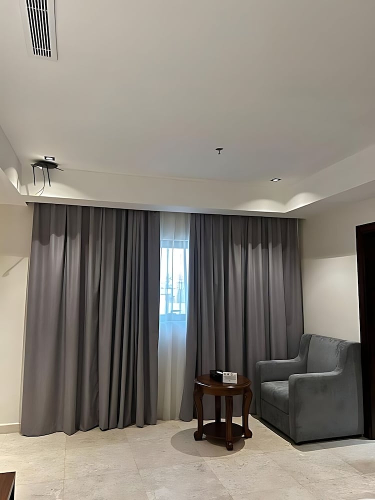 Kayan Serviced Apartments