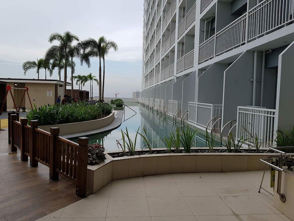 Studio with Ocean View at The Breeze Residences