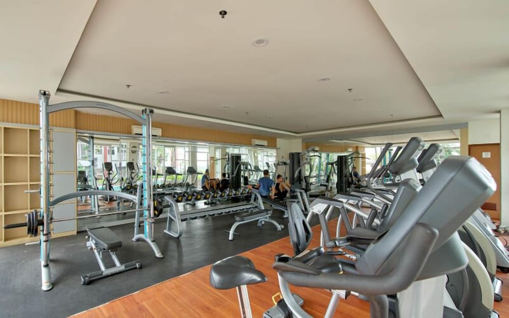 Cozy And Compact Studio Apartment At Vida View Makassar
