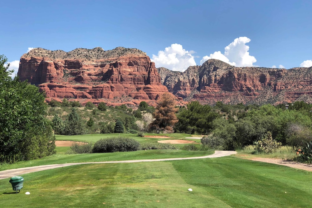 Sedona Condo on Golf Course w/ Mountain Views! view 3