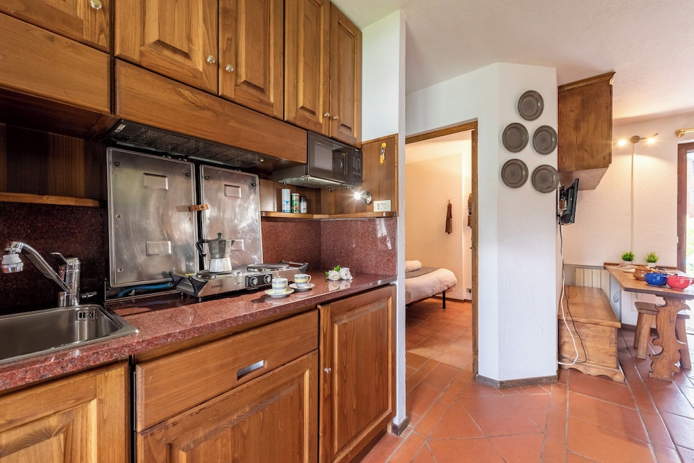 Cozy Apartment With Garden in Courmayeur