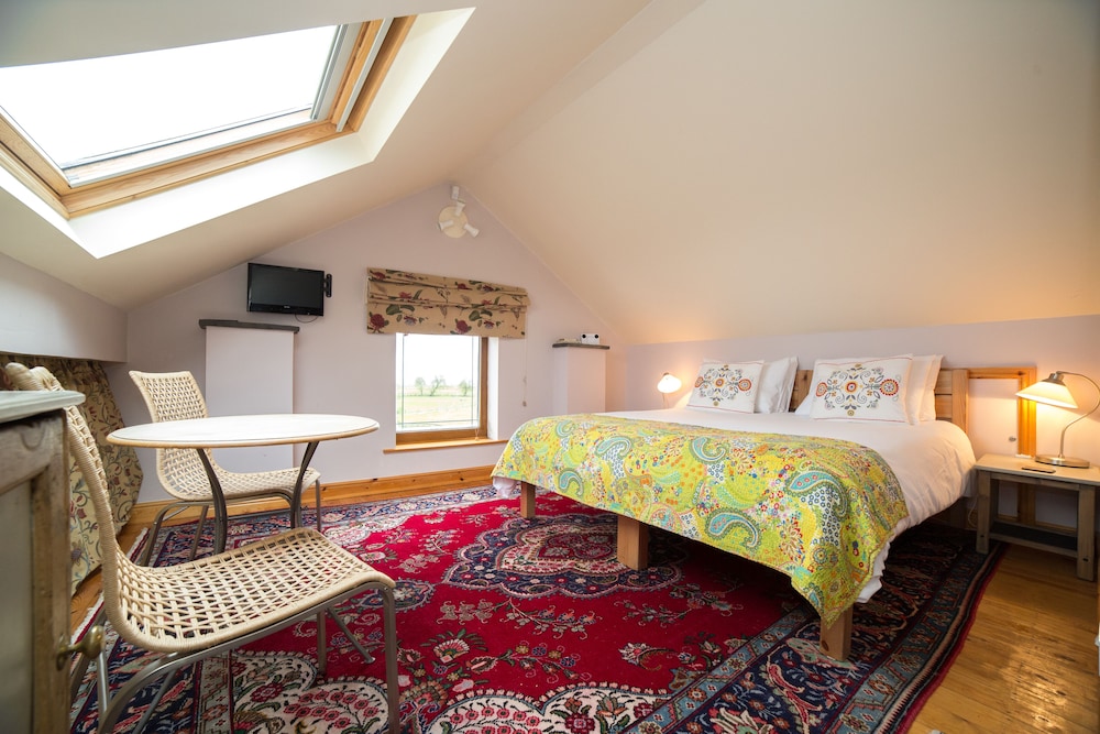 Brush and Boot B&B