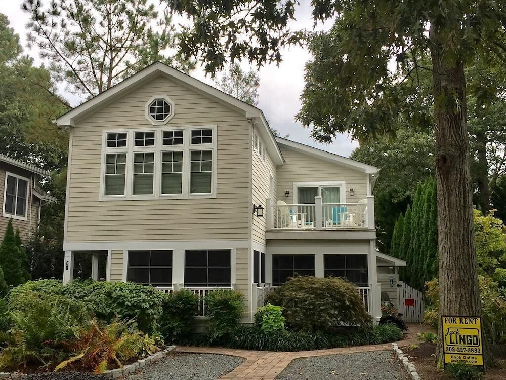 Henlopen Avenue 60