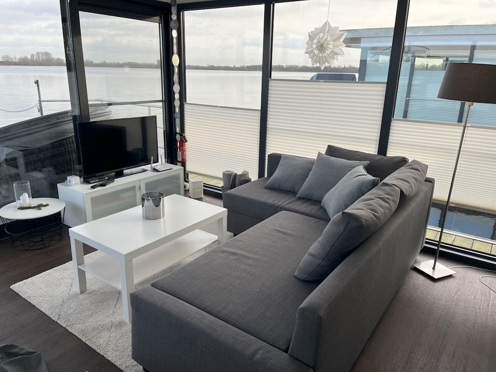 Hausboot am Xantener Nordsee