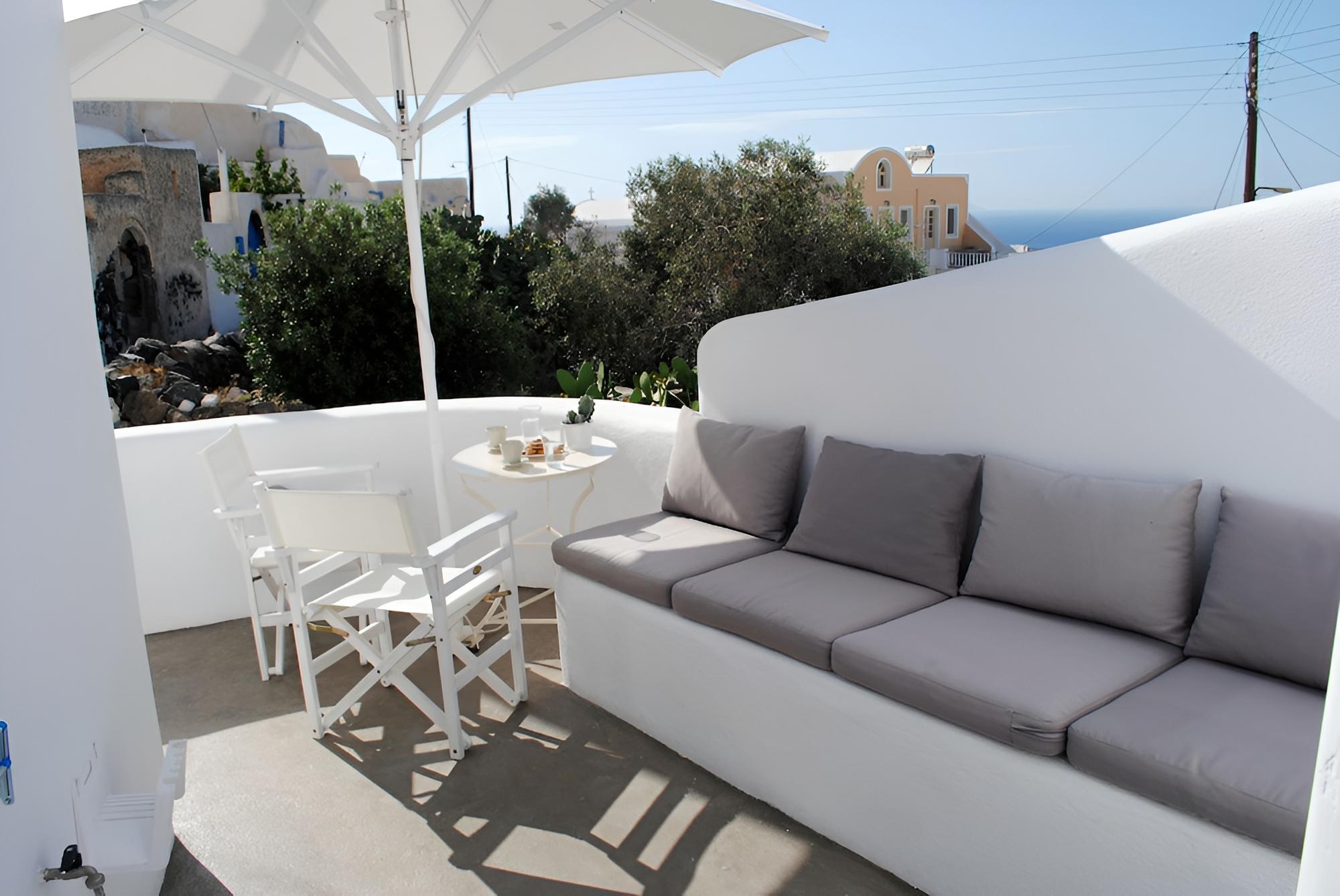 Naftilos Houses