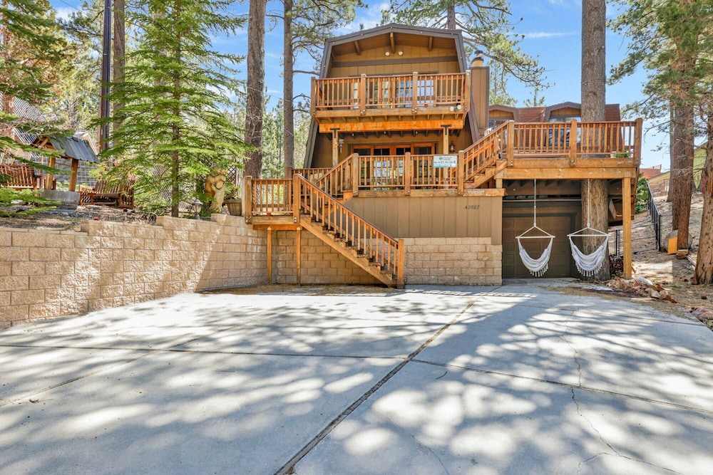 Big Cub Cabin #2521