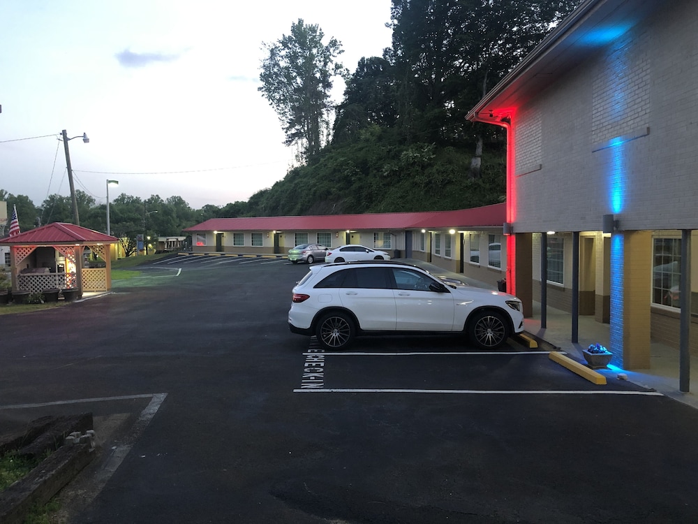 Ellijay Inn