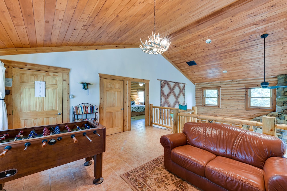 Dog-friendly Fairplay Vacation Rental With Deck! view 3