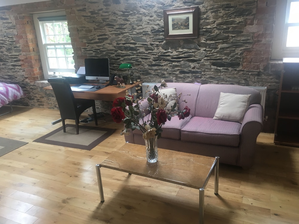 Period Coachhouse on organic farm view 4