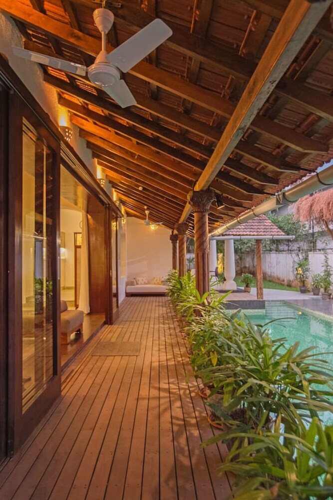 Salt by Hireavilla - 4BR w Heated Pool in Siolim