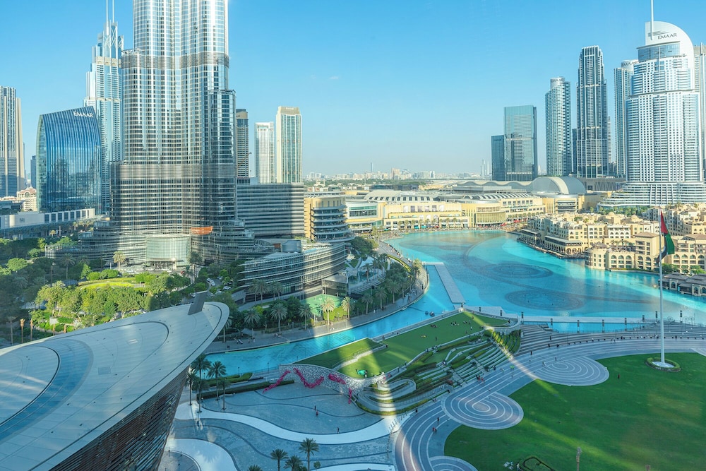 NYE Burj Khalifa & Fountain View Balcony Escape