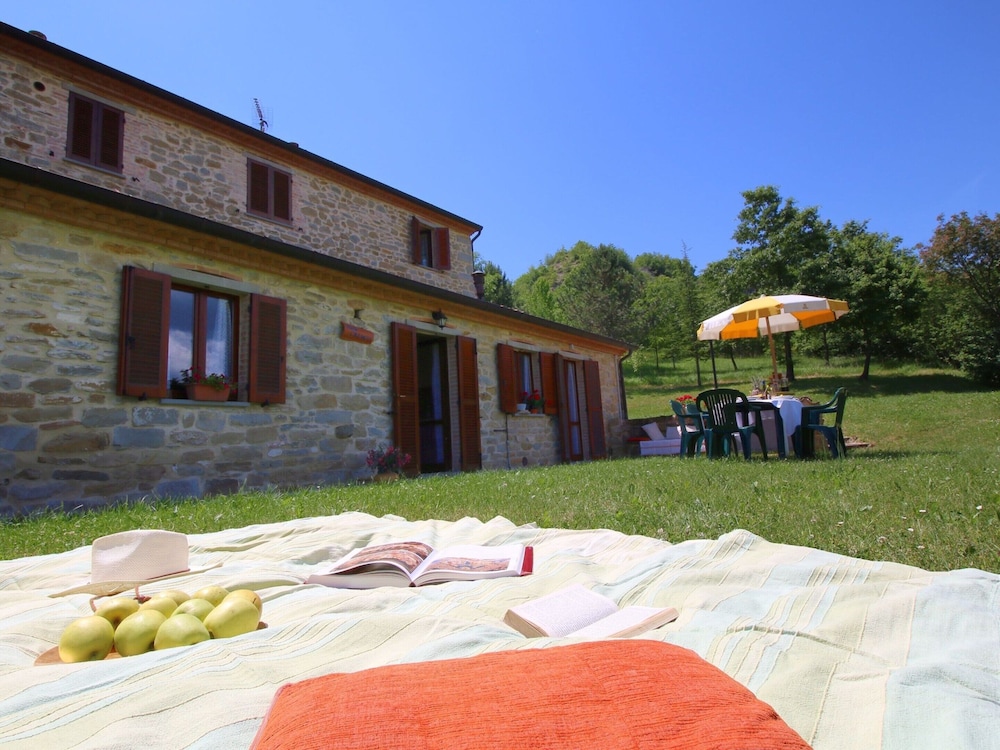 Property With Swimming Pool, Spacious Garden, Private Terrace and Views