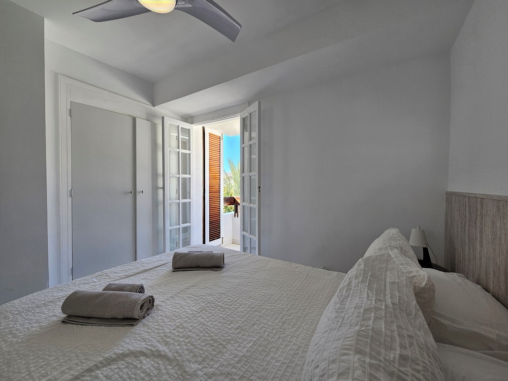 Comfortable Duplex Apartment Near the Beach