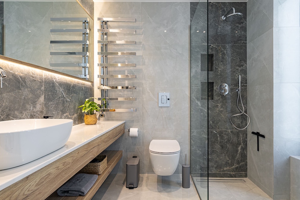 Bella Casa - Newly Built Designer Villa