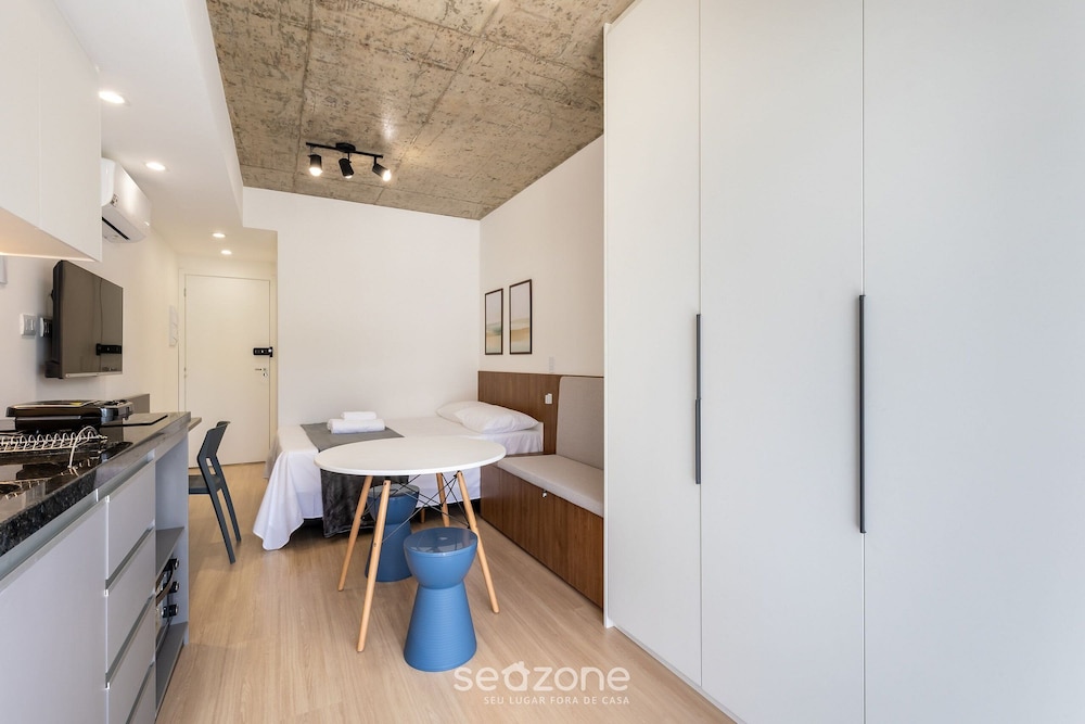 Comfortable Studio in Curitiba/pr Ebi0303