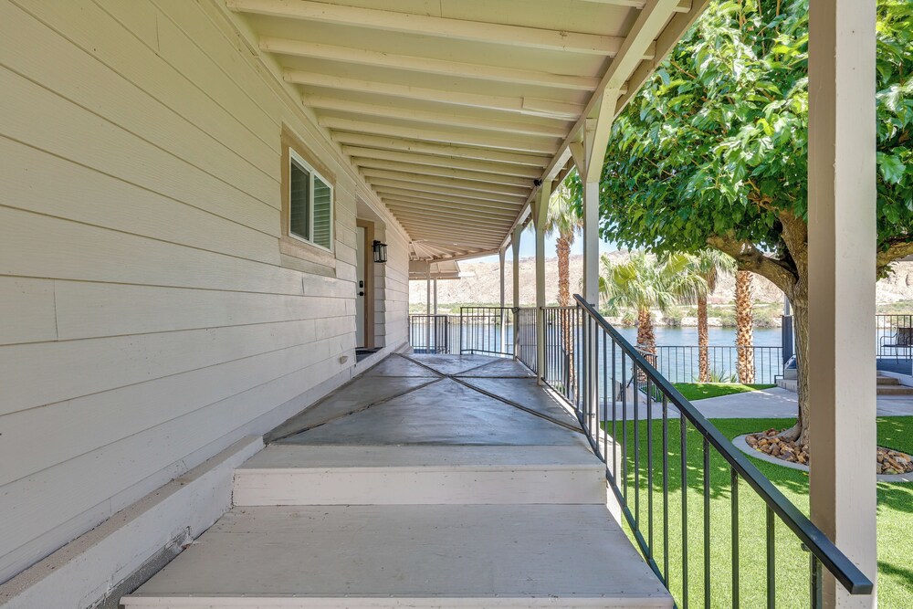 Colorado River Retreat: Bullhead City Home w/ Deck