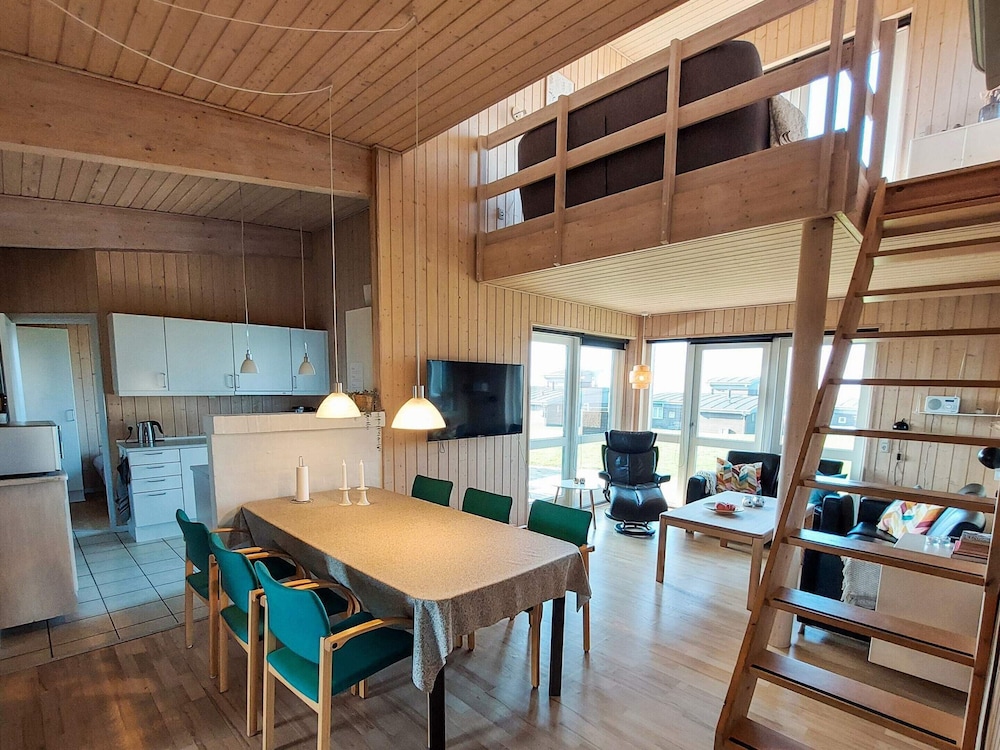 Well-maintained Holiday Home in Faborg