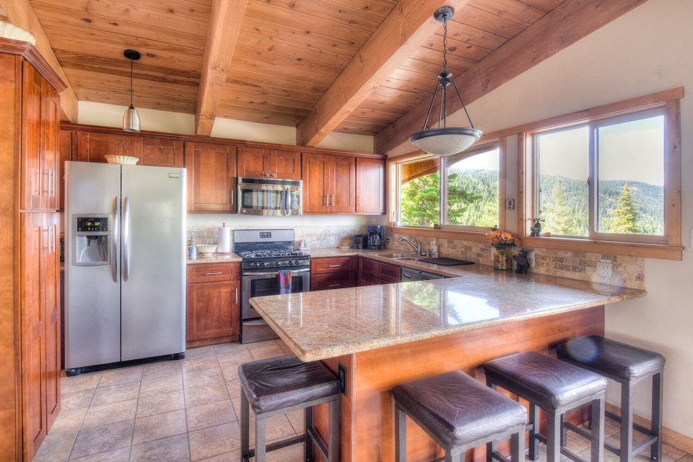 Chamberland Getaway - Property Image 20