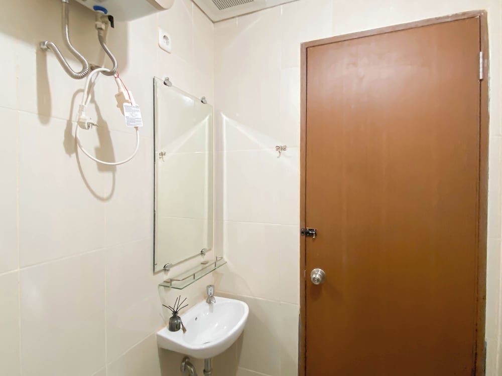 Big And Cozy 3Br Apartment At Transpark Juanda Bekasi Timur