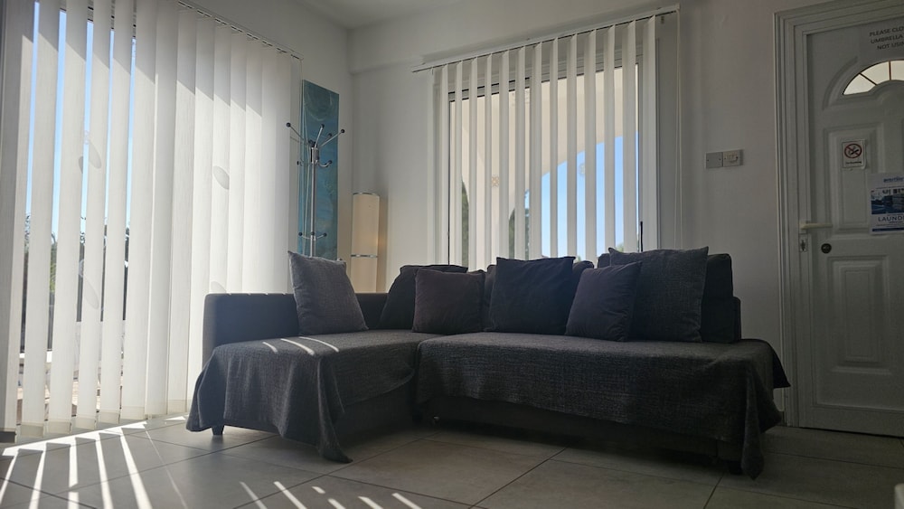 55 ATH - Stay Villa Harsha