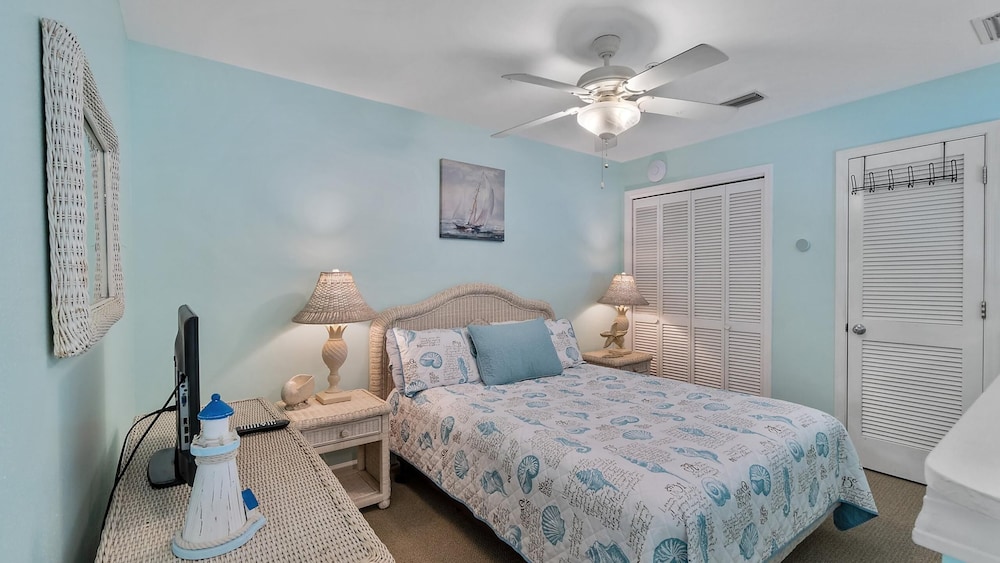 Grand Caribbean #405 by Southern Vacation Rentals