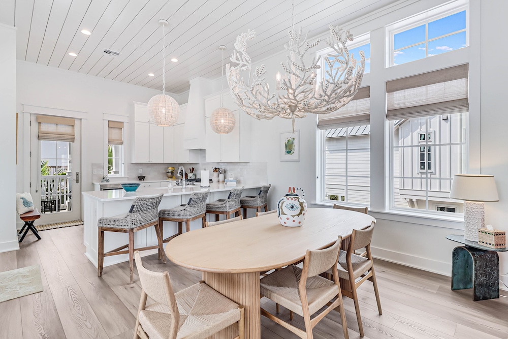 Beach Grace 204 TAI