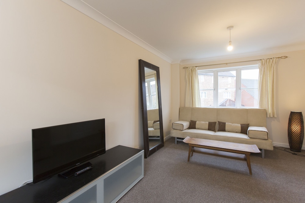 5 Rosebay Gardens