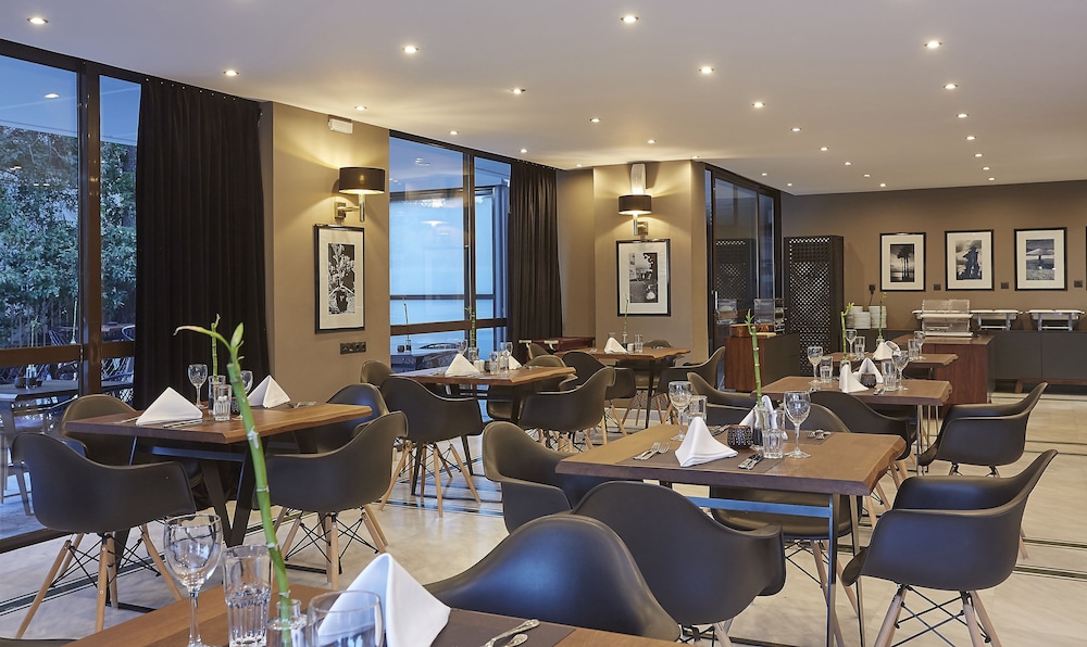 Athenian Riviera Hotel & Suites 47
