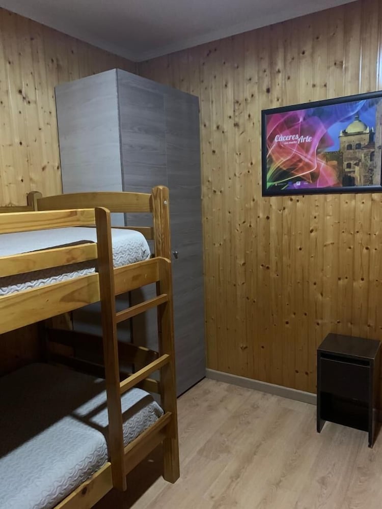 Hostal - Camping Ciudad de Cáceres