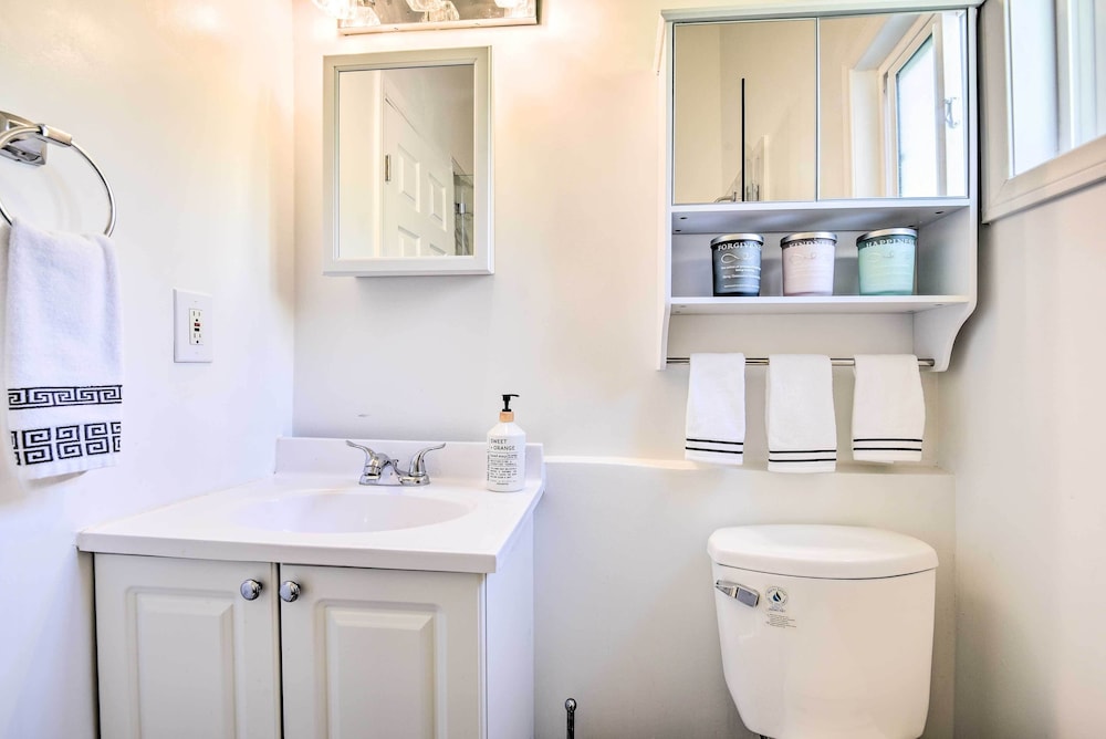 Chatsworth Studio w/ Mountain Views! - Property Image 18