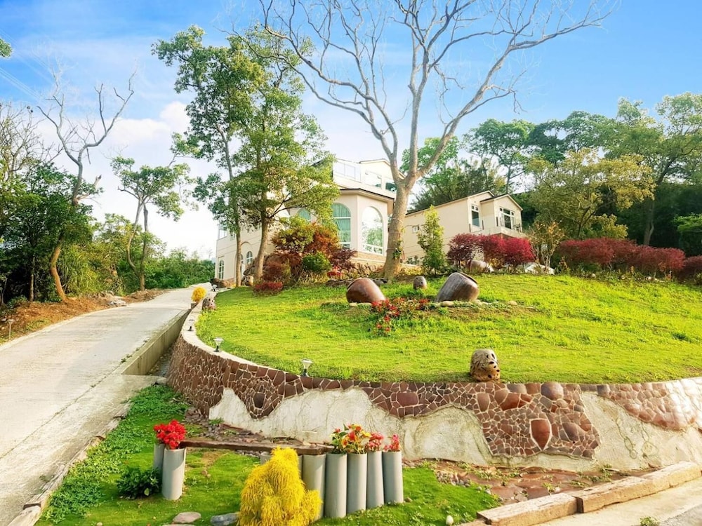 Moonshine B&B view 5
