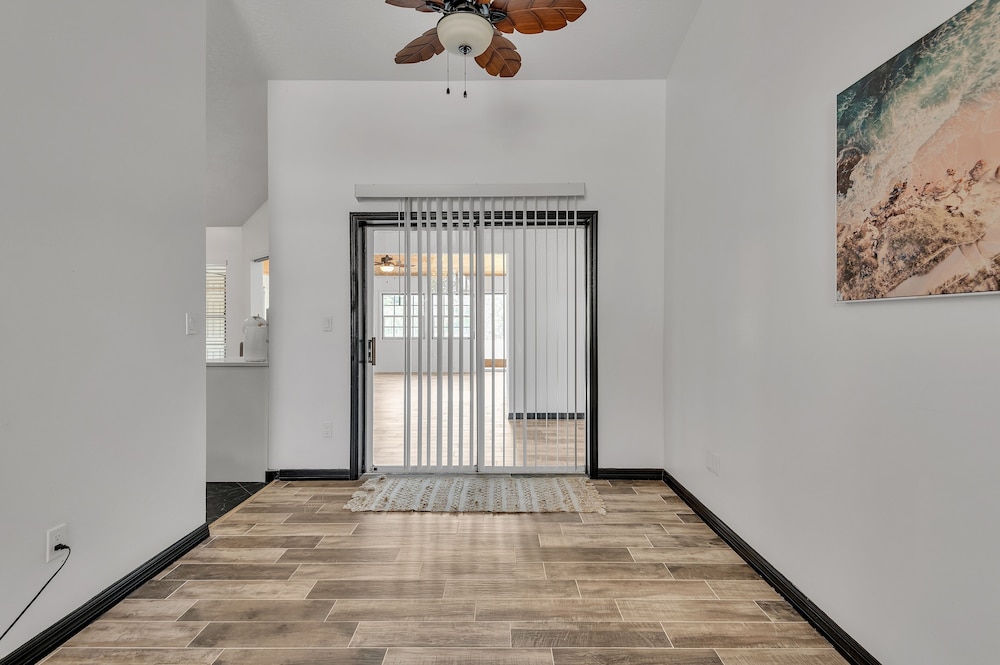 Relaxing Family Retreat In The Heart Of Sebastian 3 Bedroom Home