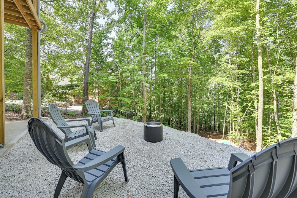 Lake & Boat Launch Access: Modern Monticello Home