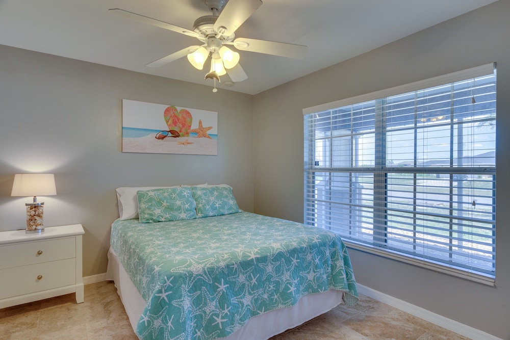 Family-friendly Home 10 Mi to Dtwn Cape Coral - Property Image 23