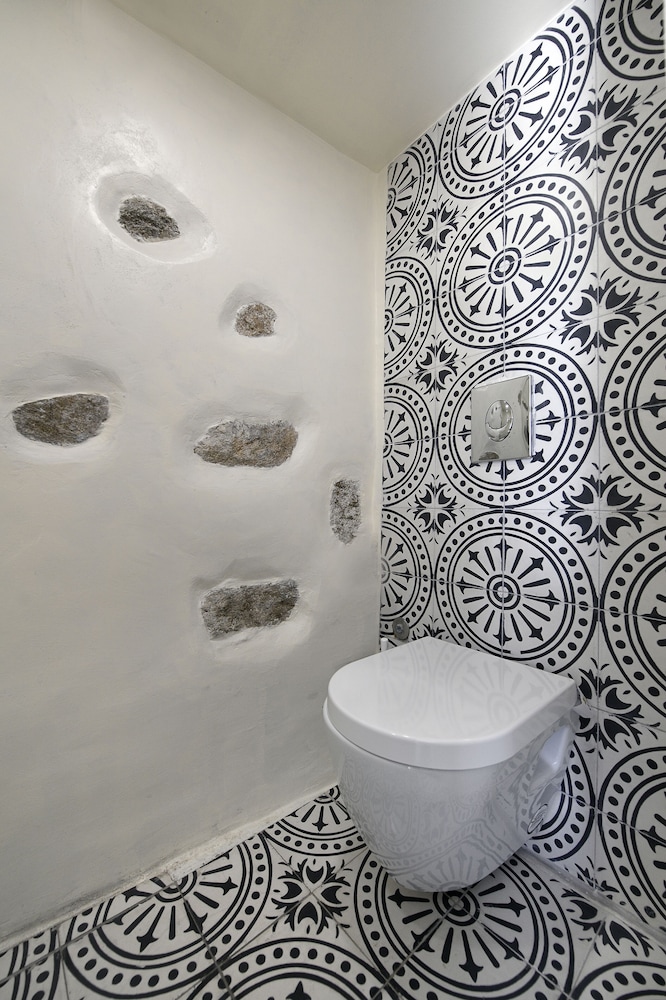 Little Venice Suites