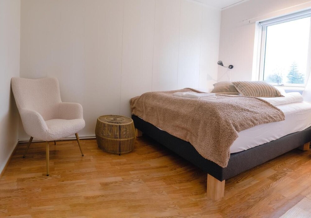 Golden Circle Luxury Cottages view 2