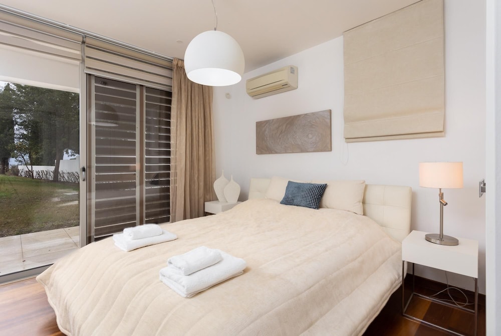 Annabel Beach Palace