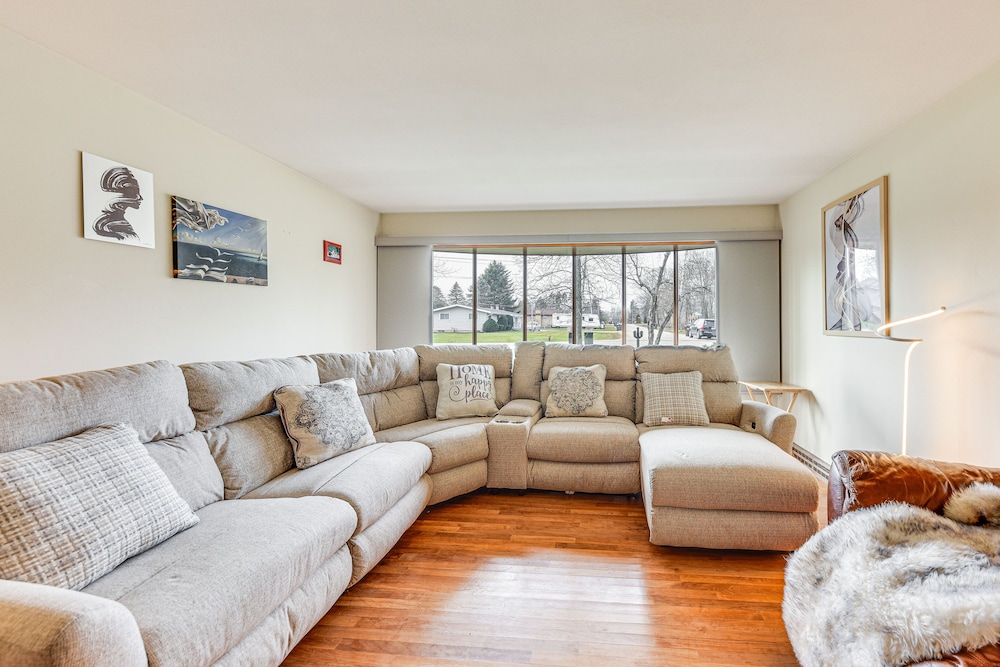 Convenient Racine Home: 4 Mi to Lake Michigan! - Property Image 20