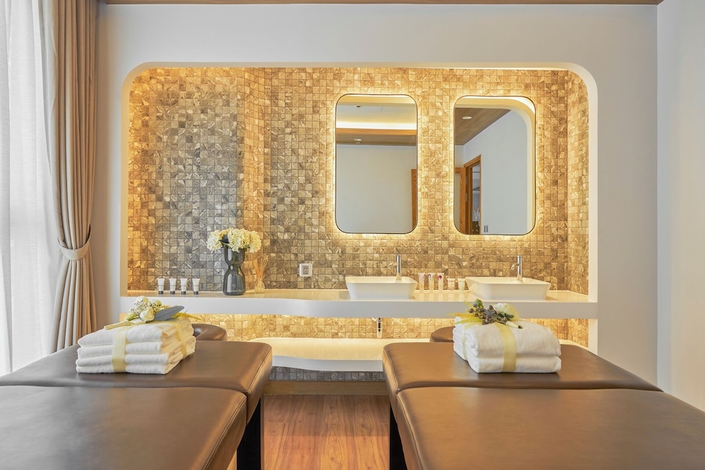 Midtown Premium Apartments