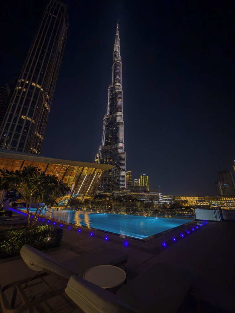 Skyline Majesty - Luxury Living with Full Burj Khalifa & Fountain Views