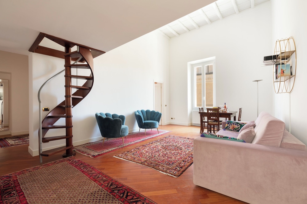Pantheon Apartments