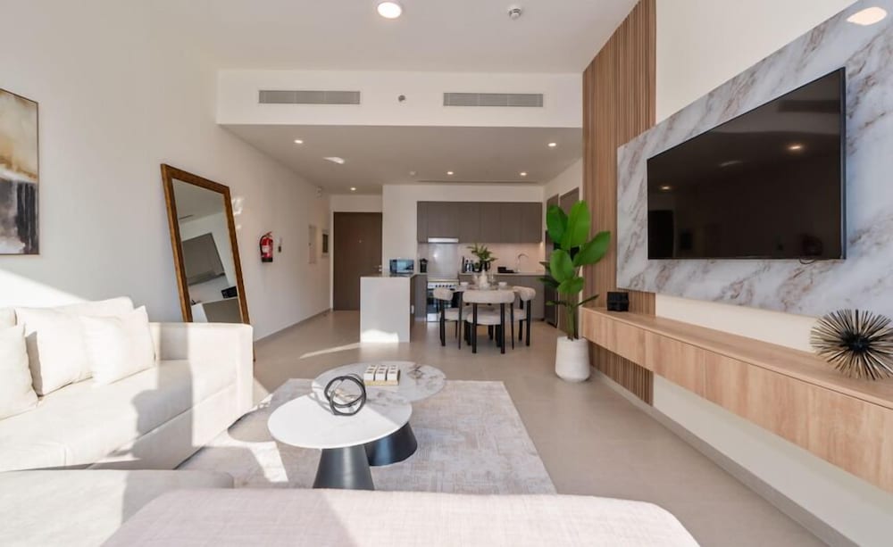 1 BR Apt in Grande