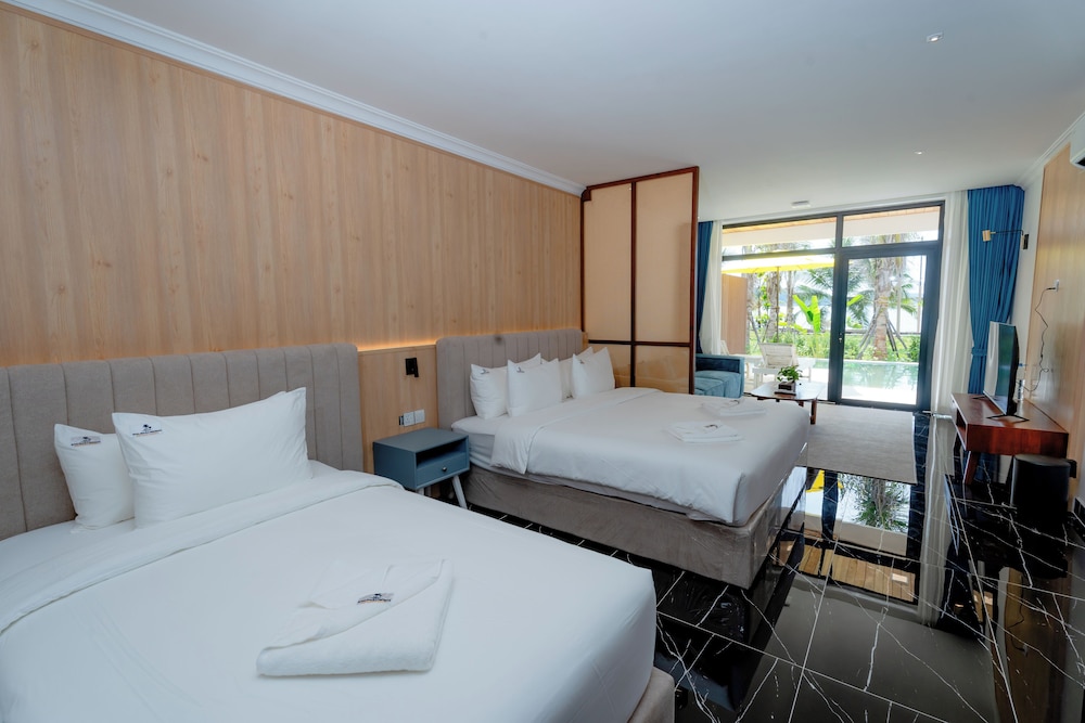 Royal Beach Resort & Residence by EHM