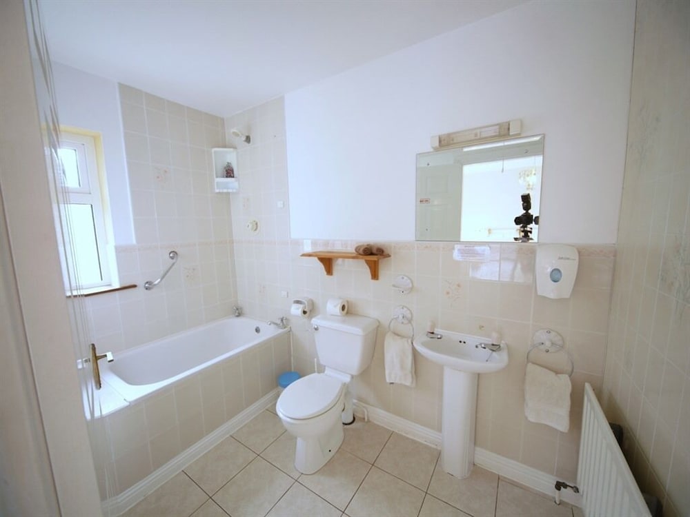 Launard House
