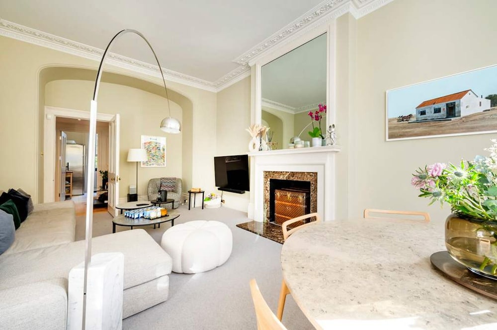 Kensington High Life- by Out of Office Lifestyle