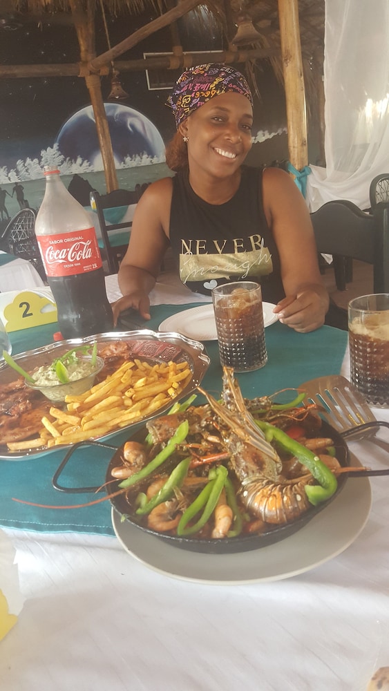 Luz de Luna Hotel & Spanish Restaurant