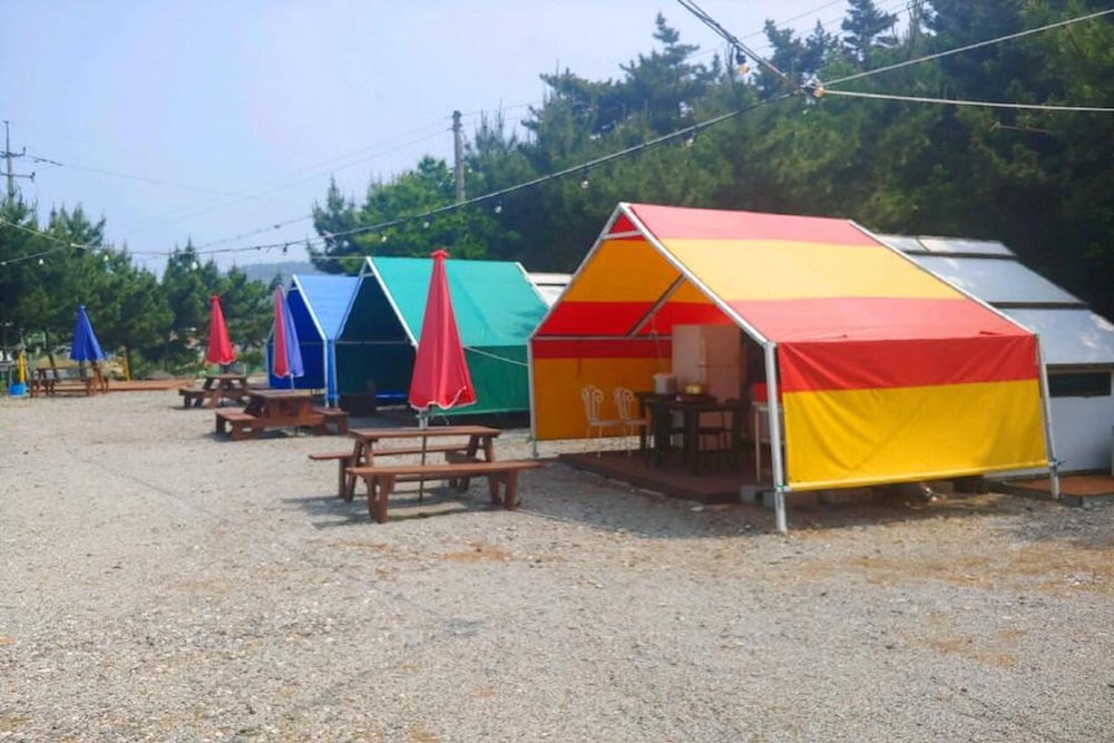 Taean Sinbatdeu Ui Moheom view 3