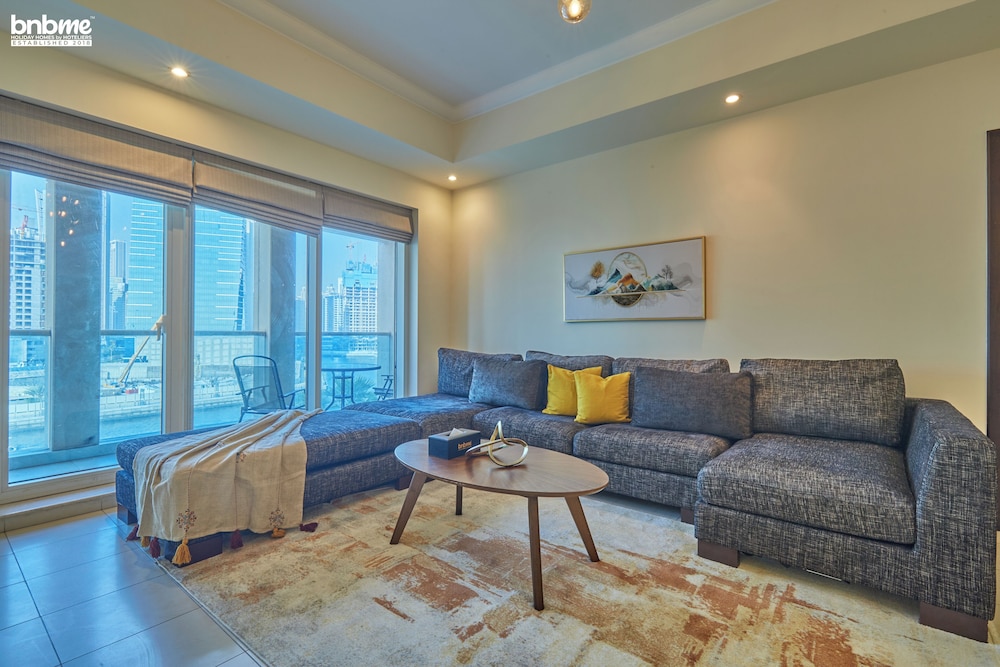1B-Churchill-303 by bnbme homes