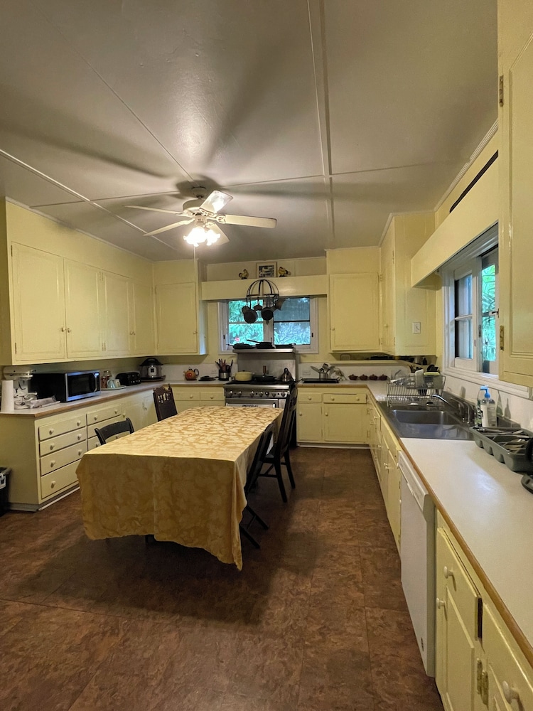 Pahala Plantation Cottages