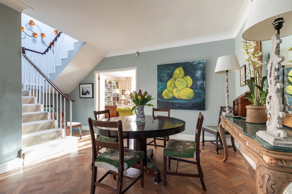 Courtfield Mews by Onefinestay